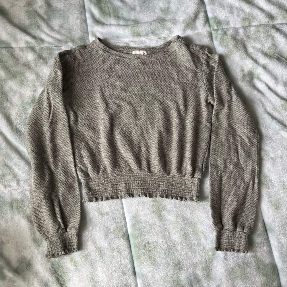 SO Cropped Grey Sweater Top